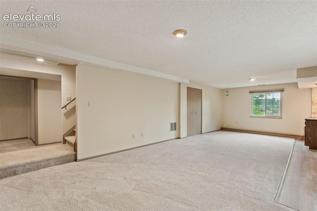 Image 29 of 50: Bonus Room