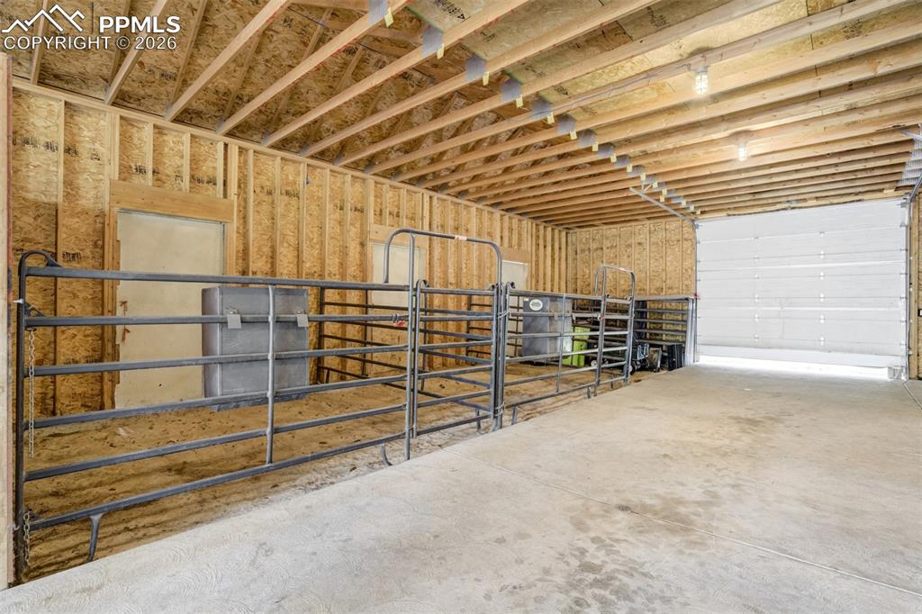 Image 42 of 50: Stable