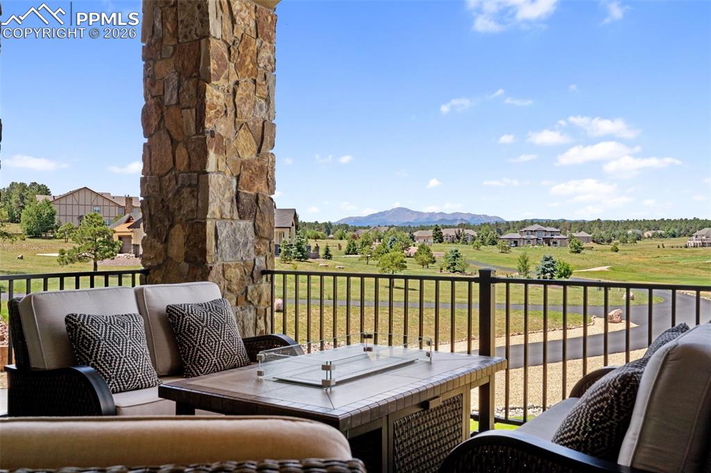 Image 45 of 50: Balcony