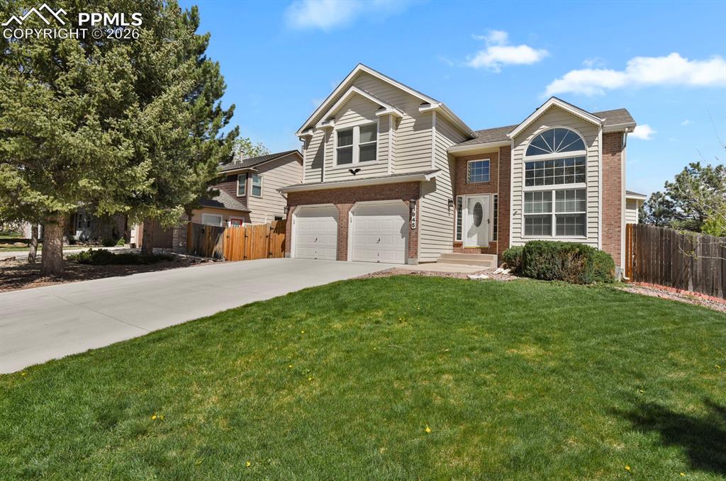 Image 2 of 50: Front of Structure