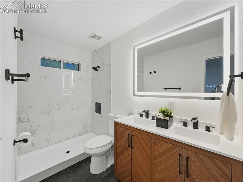 Image 14 of 49: Master Bathroom