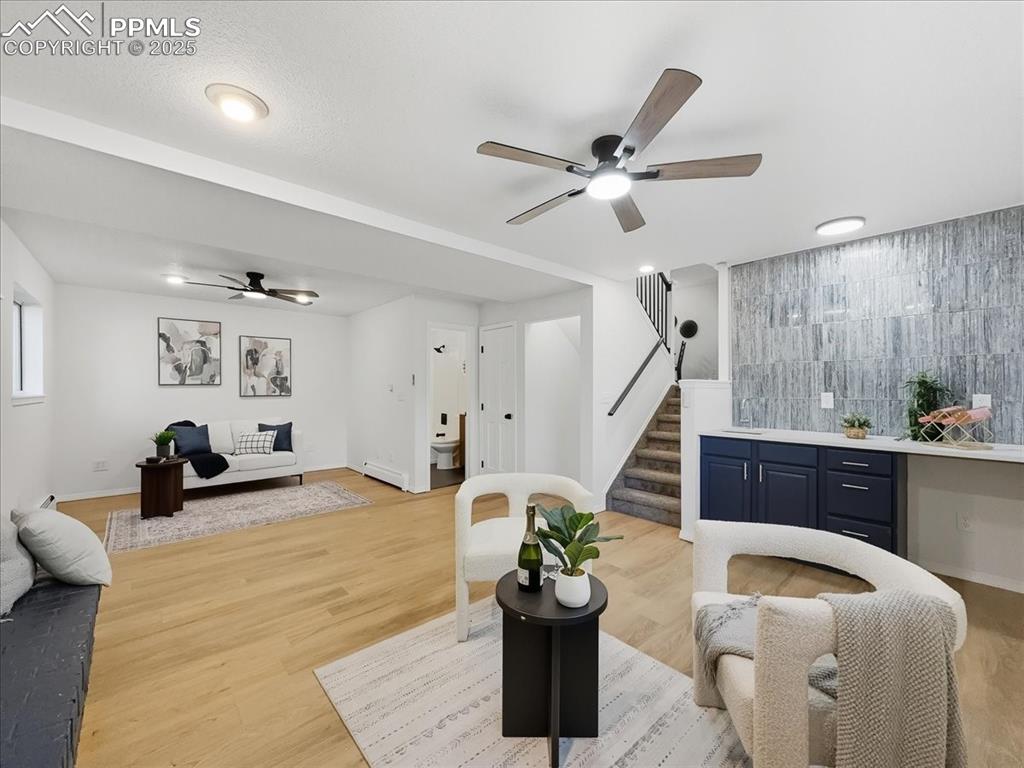 Image 16 of 49: Living Room