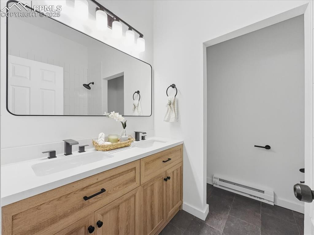 Image 39 of 49: Bathroom