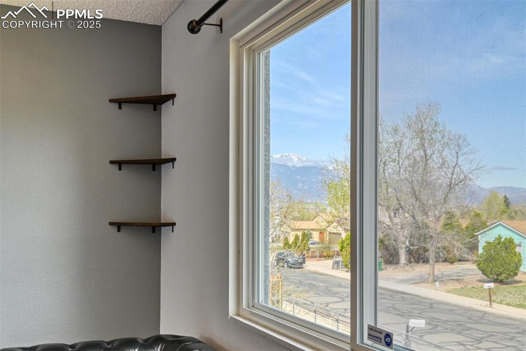 Image 8 of 46: Mountain View from Living Room