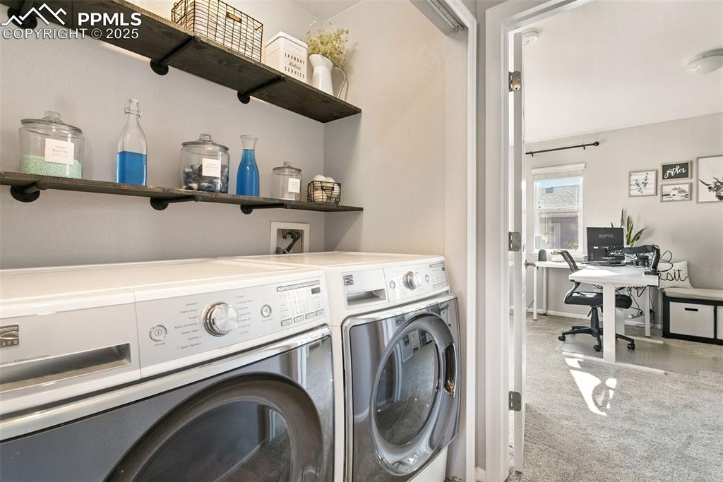 Image 19 of 28: Laundry