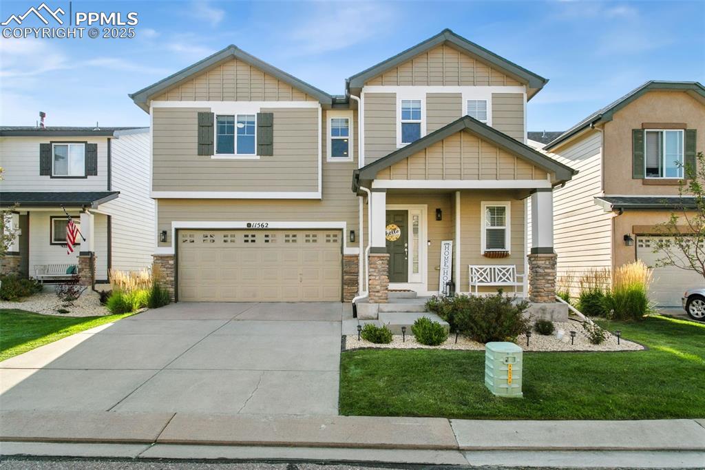 Image 2 of 28: Front of Structure