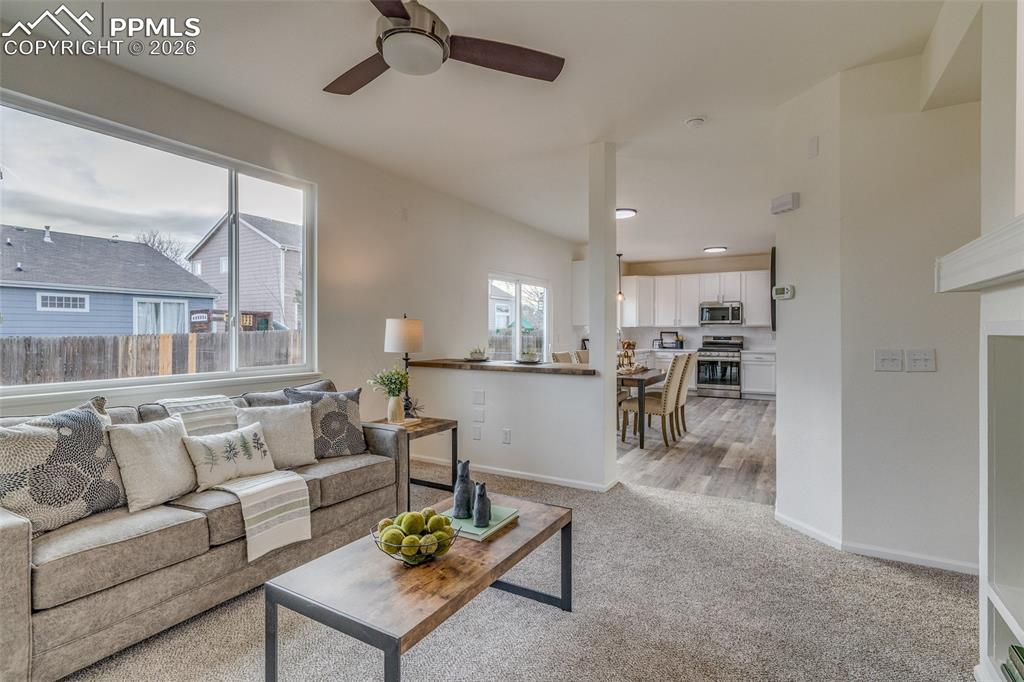 Image 21 of 26: Living Room