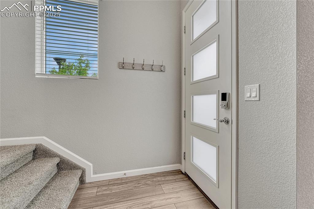 Image 10 of 37: Entry