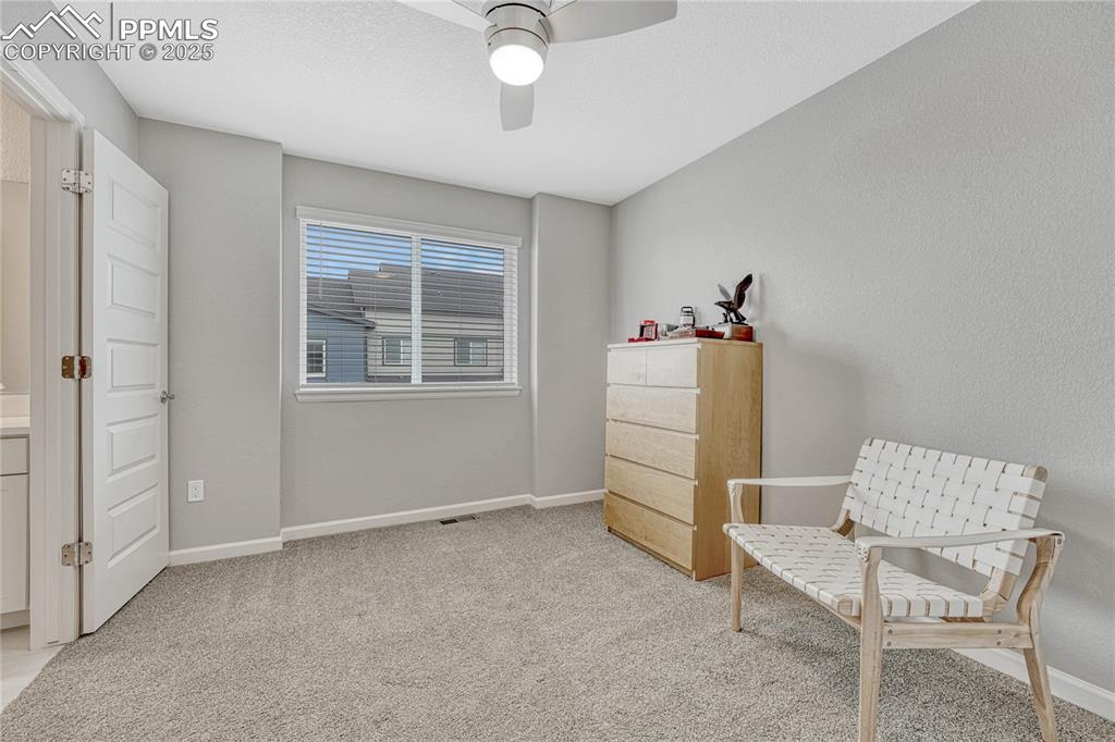 Image 22 of 37: Sitting Room