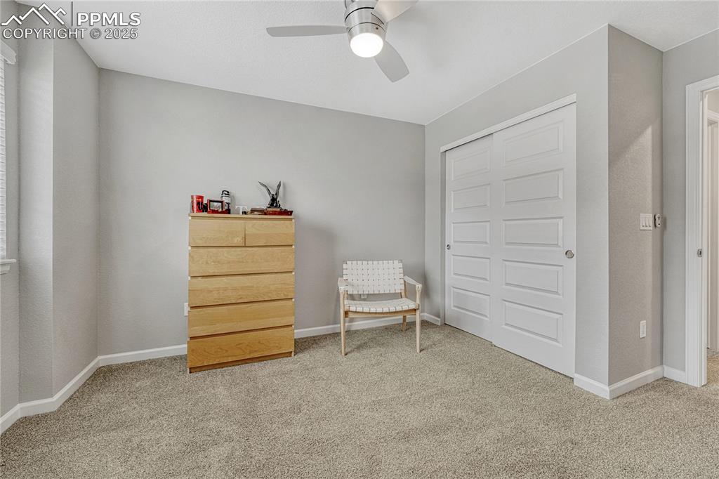 Image 24 of 37: Sitting Room