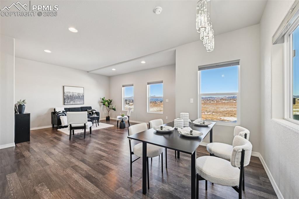 Image 10 of 38: Dining Area