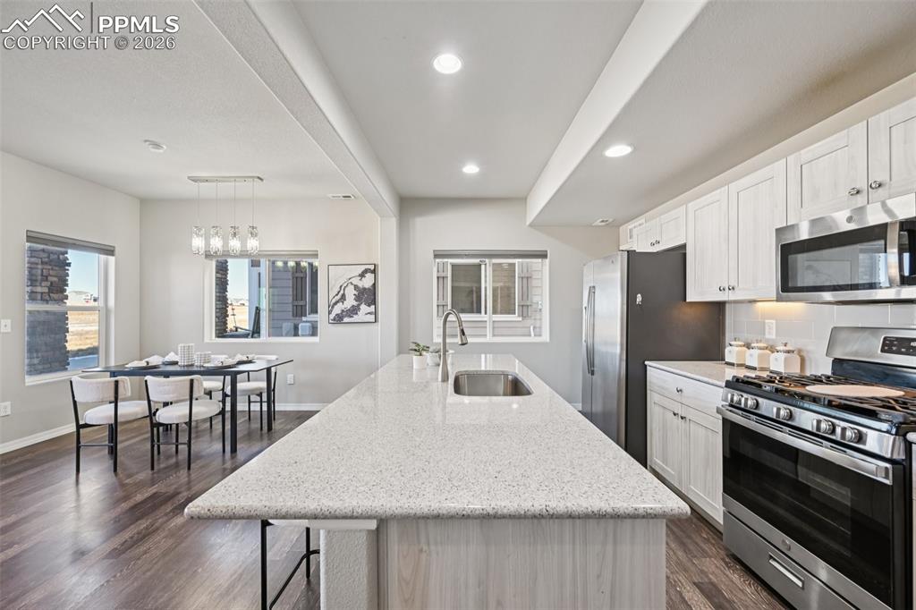 Image 13 of 38: Kitchen