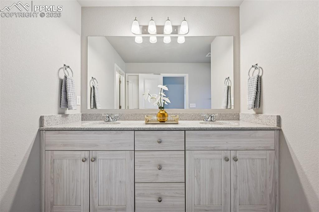 Image 22 of 38: Master Bathroom