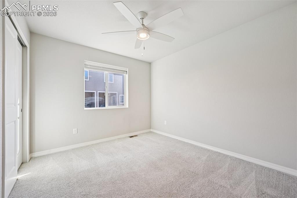 Image 28 of 38: Bedroom