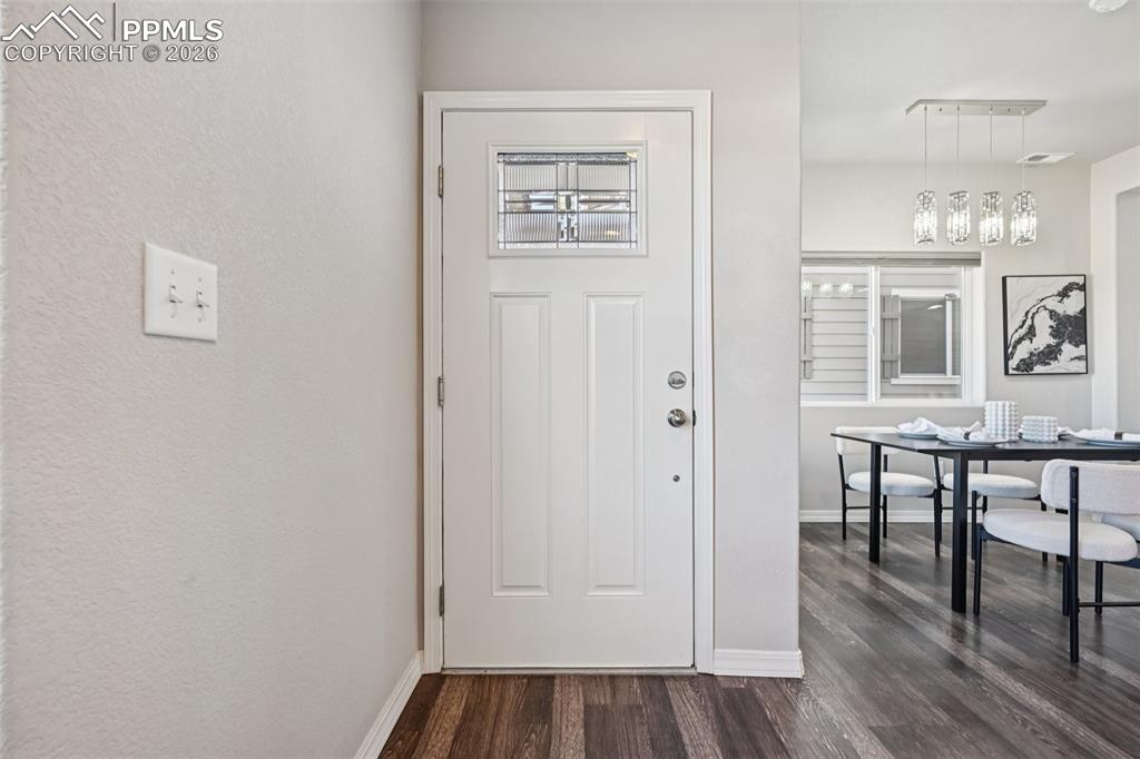 Image 5 of 38: Entry