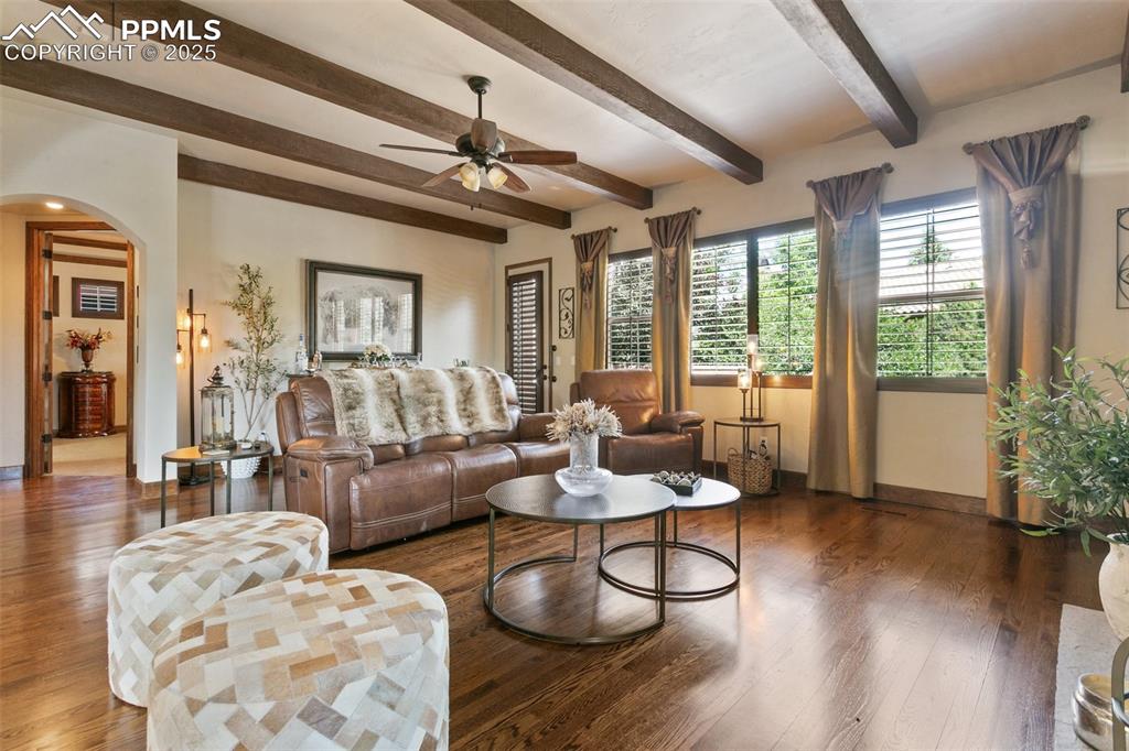 Image 8 of 47: Living Room