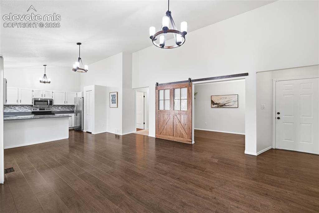 Image 6 of 27: Living Room