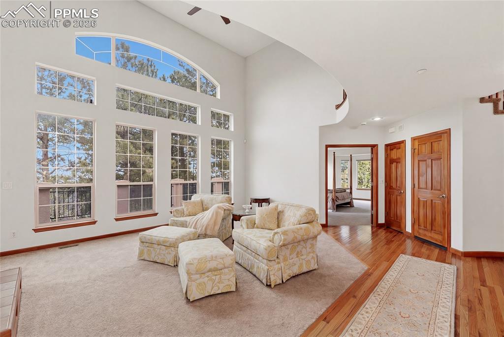 Image 12 of 50: Living Room