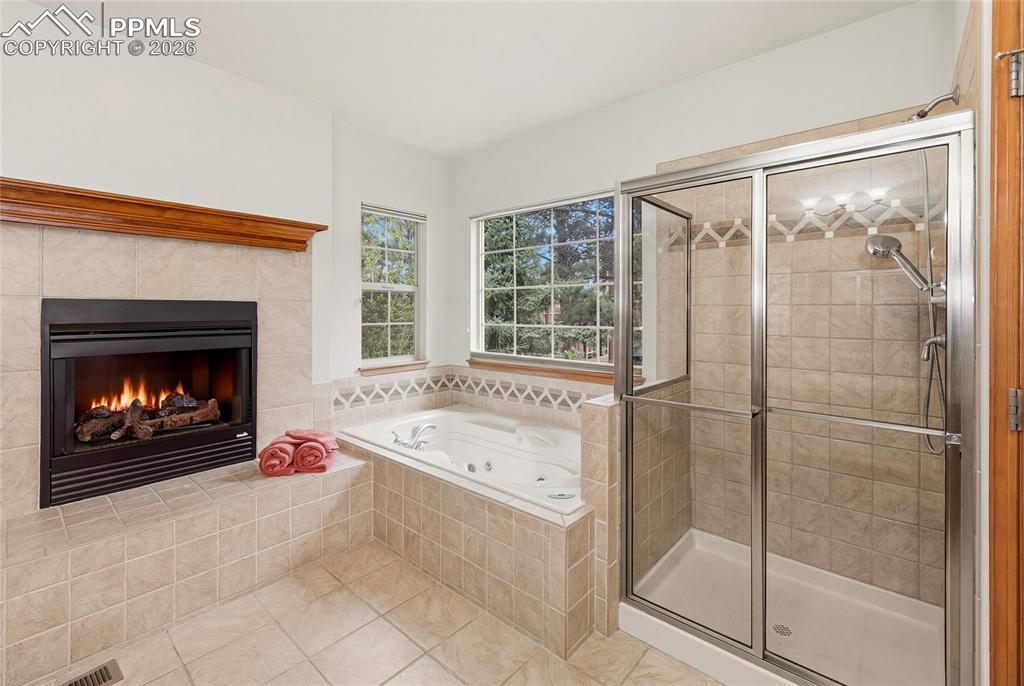 Image 32 of 50: Master Bathroom