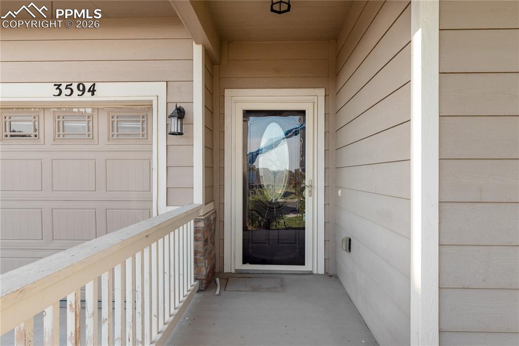 Image 35 of 38: Entry