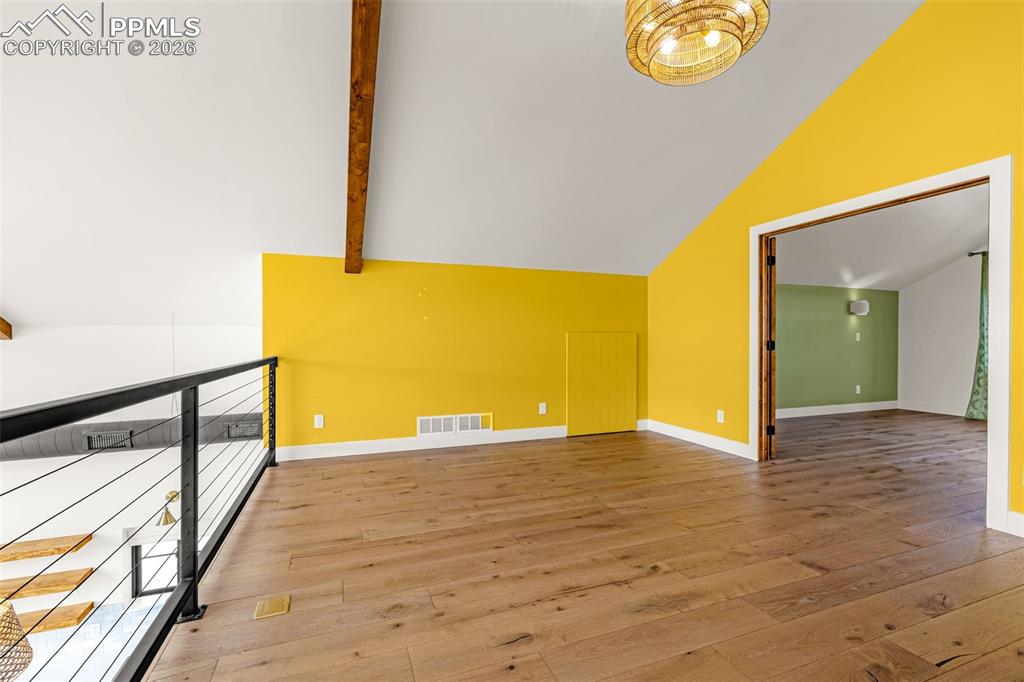 Image 33 of 43: Bonus Room