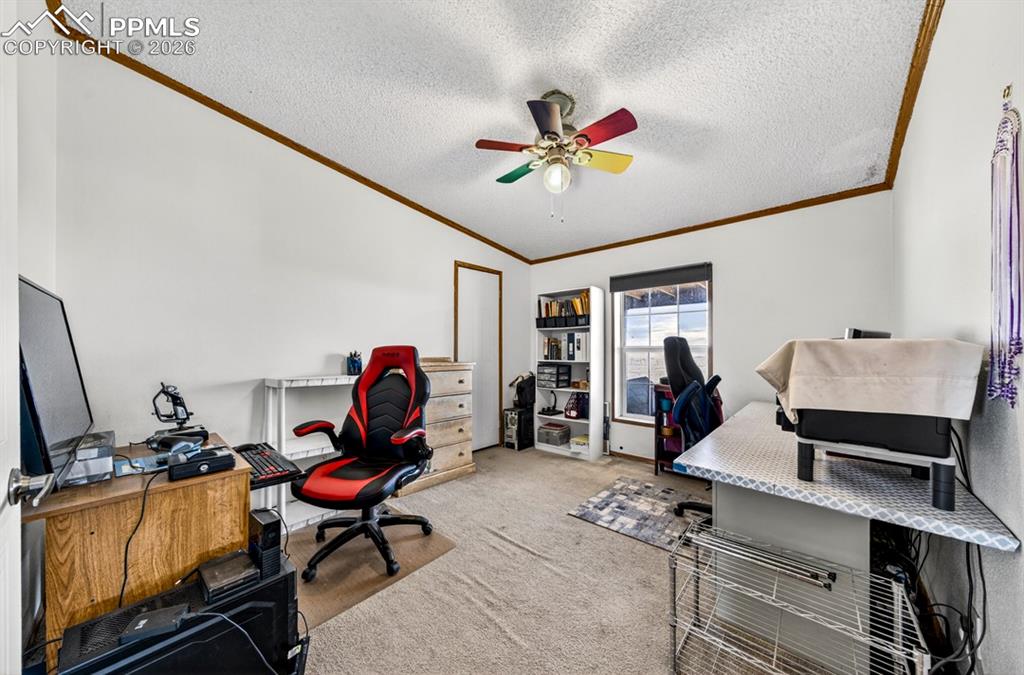 Image 20 of 42: Office