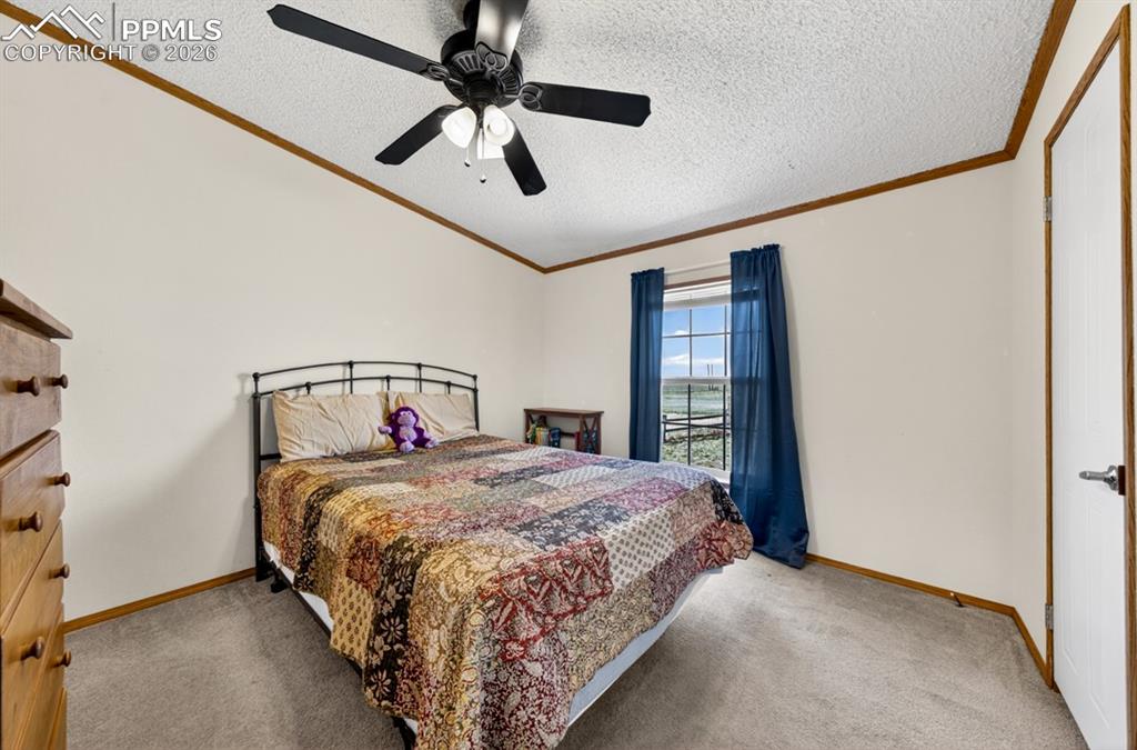 Image 21 of 42: Bedroom