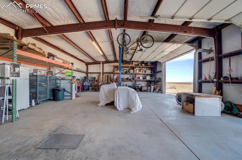 Image 36 of 42: Heated