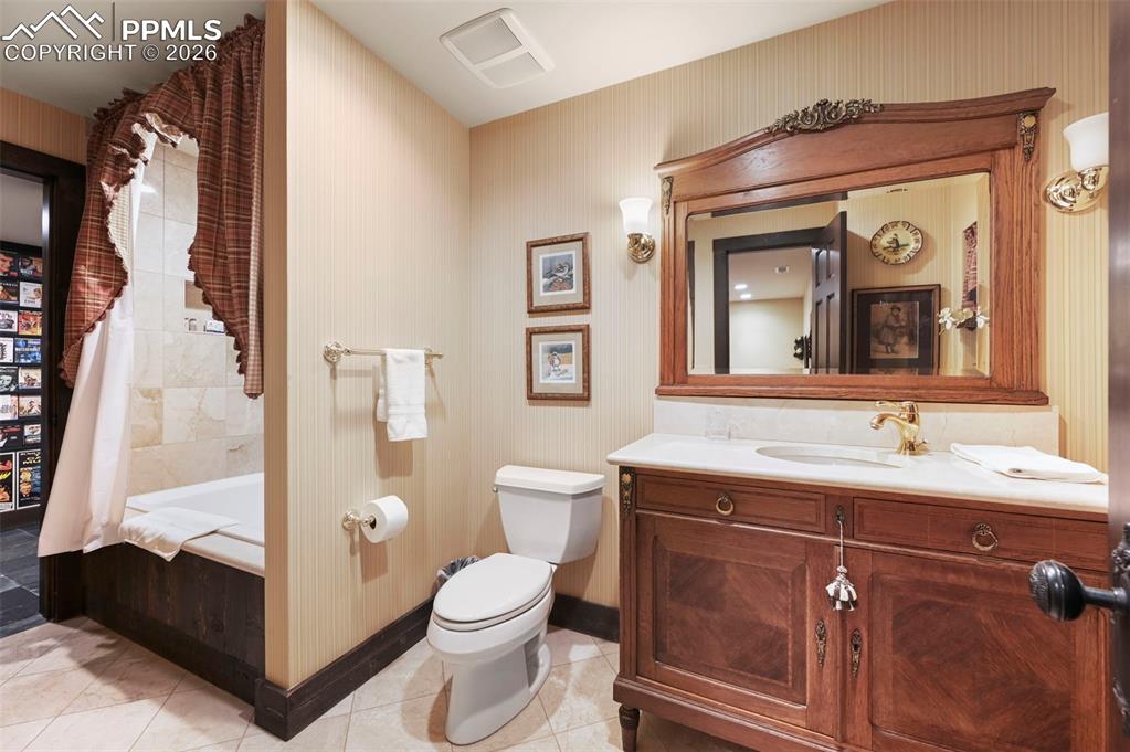 Image 33 of 50: No Description Available