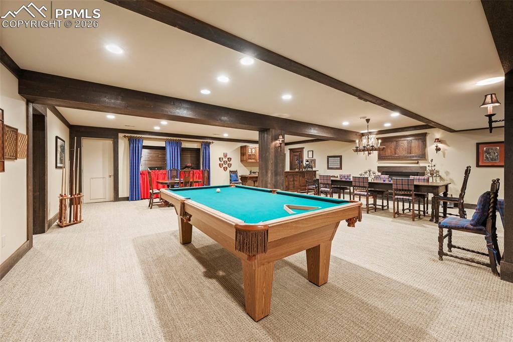 Image 34 of 50: No Description Available