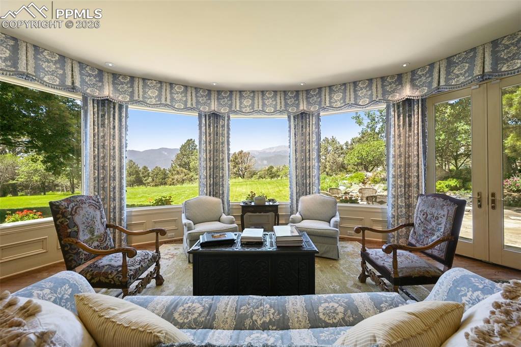 Image 7 of 50: No Description Available