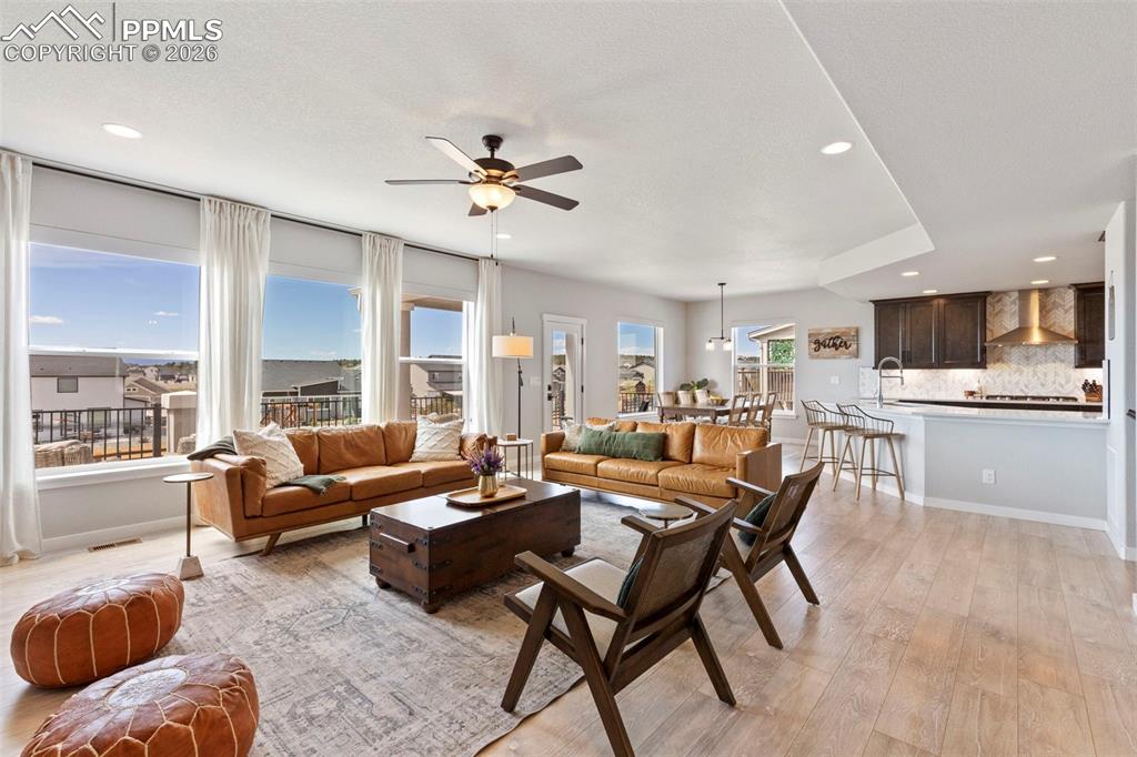 Image 15 of 48: Living Room