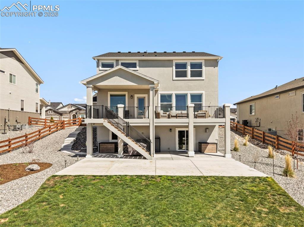 Image 44 of 48: Back of Structure