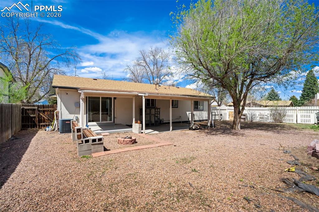 Image 44 of 50: Back of Structure