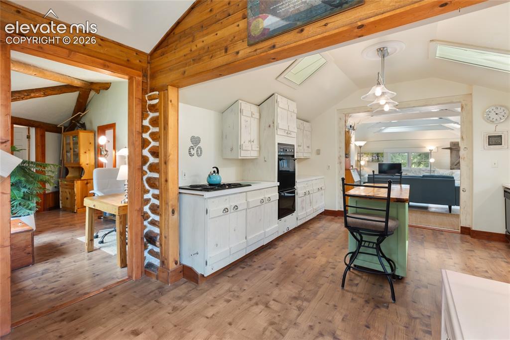Image 19 of 42: And the kitchen really brings home that warm cottage feel