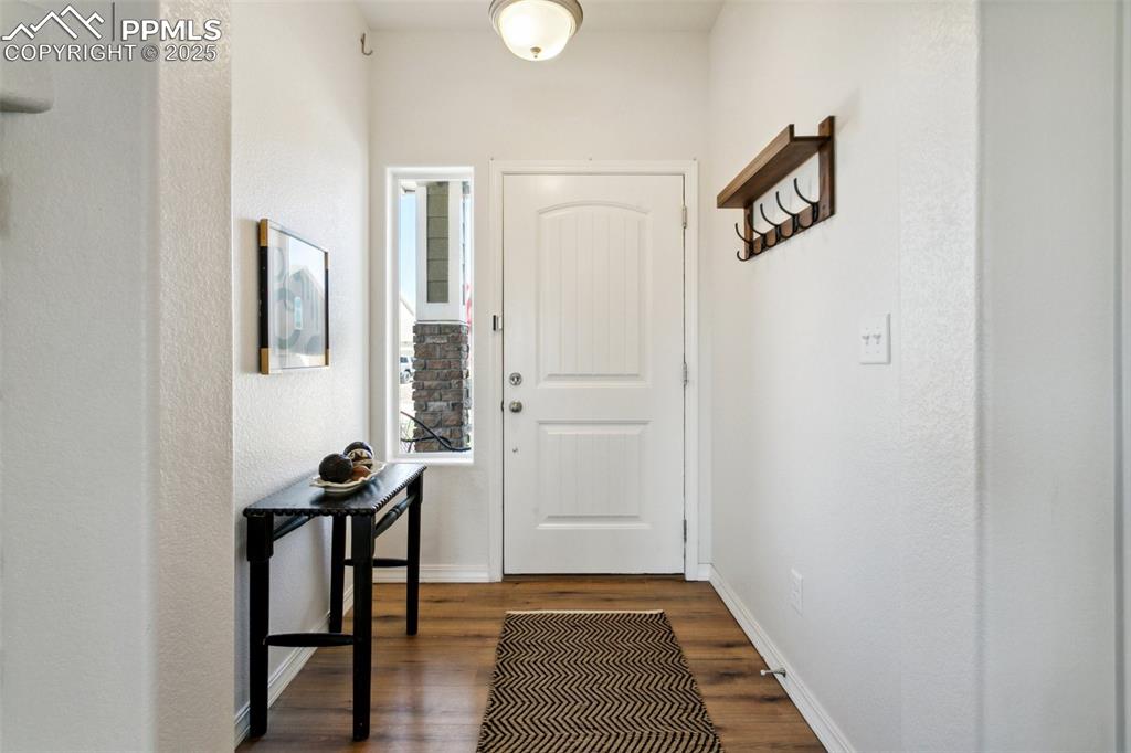 Image 4 of 37: Entry