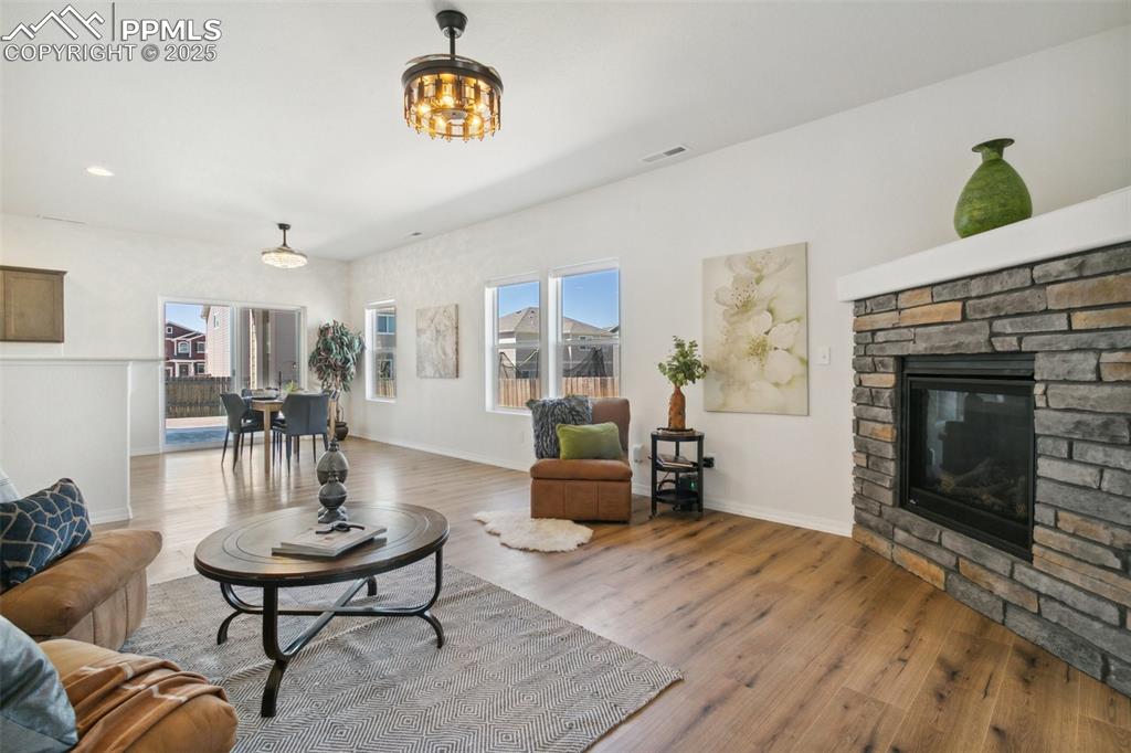 Image 6 of 37: Living Room