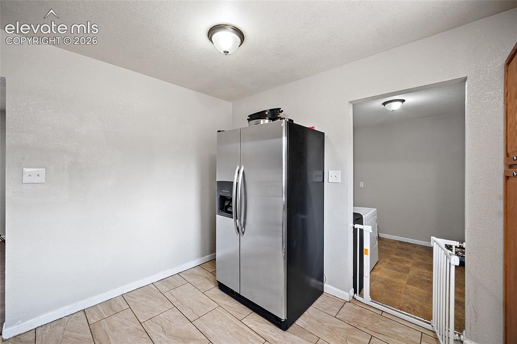 Image 12 of 29: Kitchen