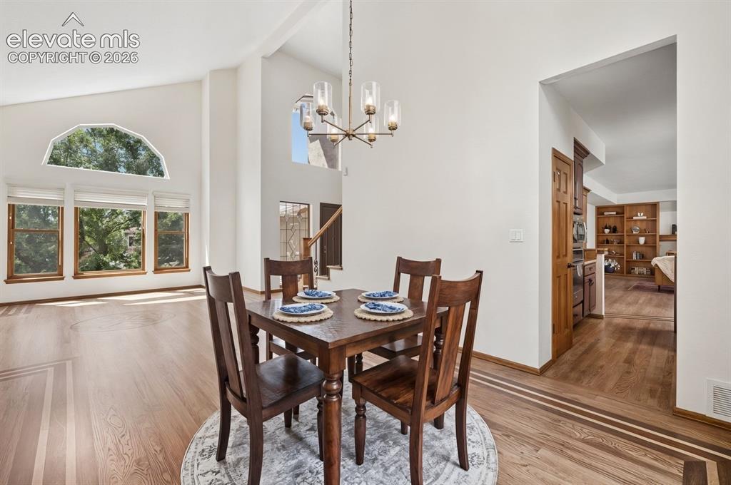 Image 11 of 44: Dining Room