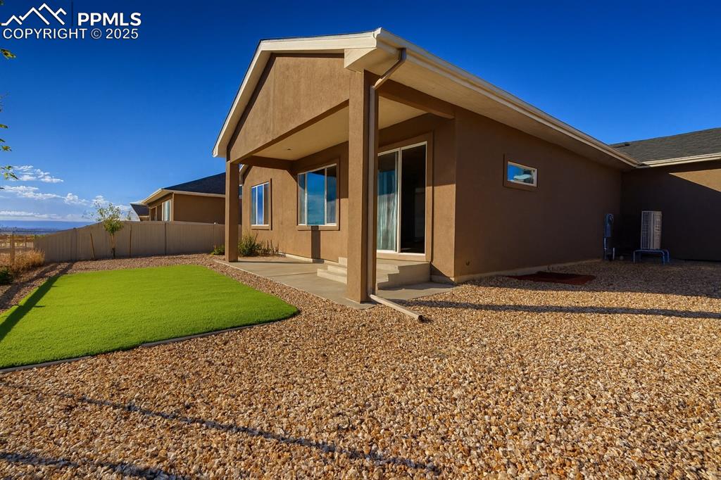 Image 25 of 38: Back of Structure