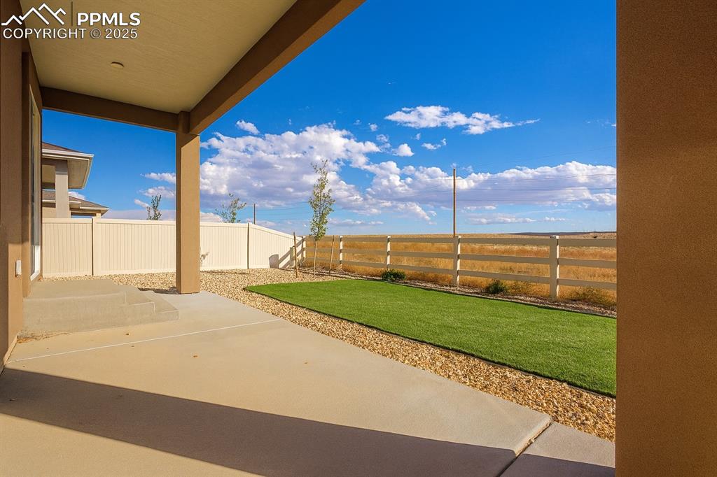 Image 28 of 38: Patio