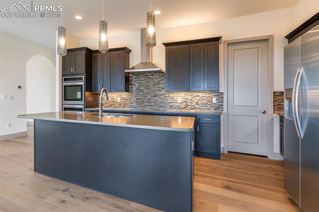 Image 8 of 38: Kitchen