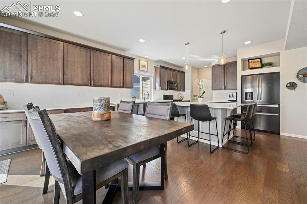 Image 12 of 48: Dining Area