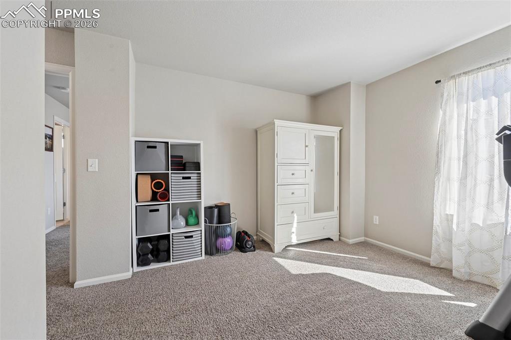 Image 18 of 48: Bedroom