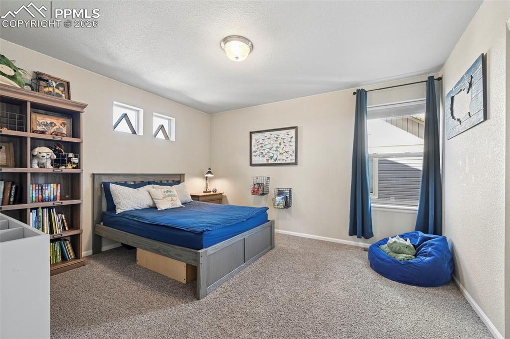 Image 25 of 48: Bedroom