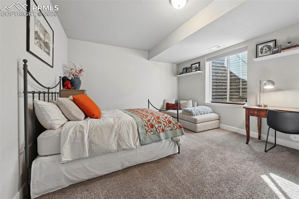 Image 33 of 48: Bedroom