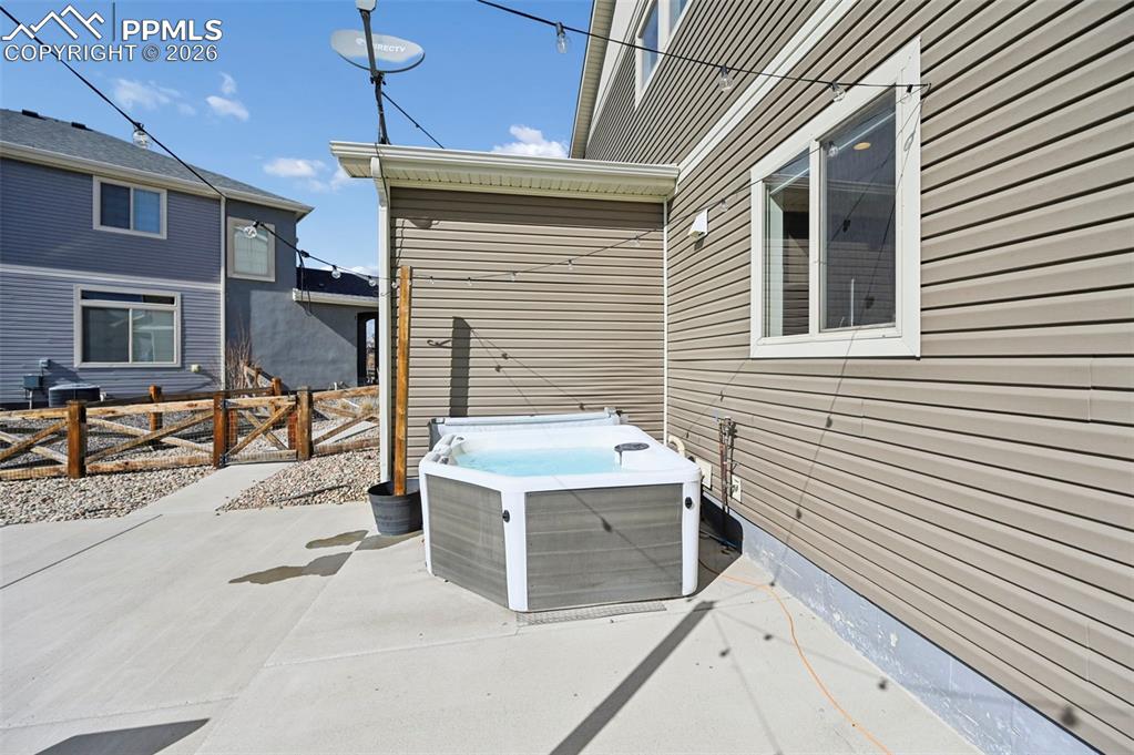 Image 37 of 48: Patio