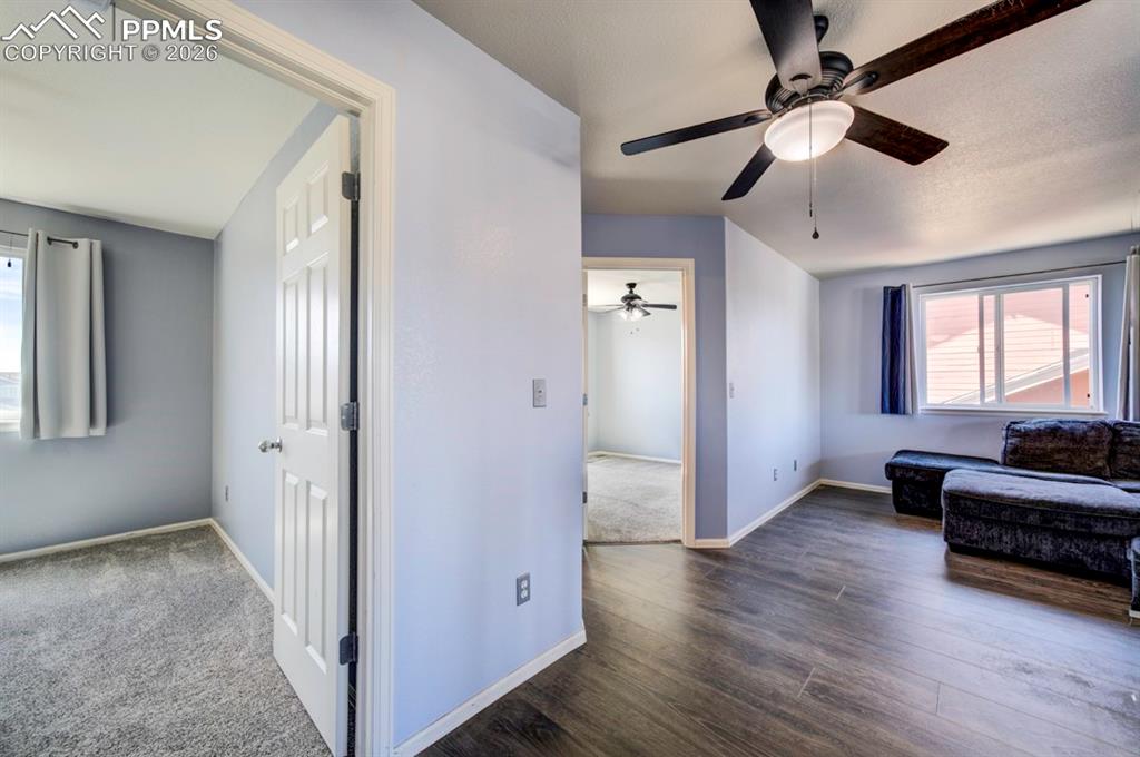 Image 22 of 49: Sitting Room