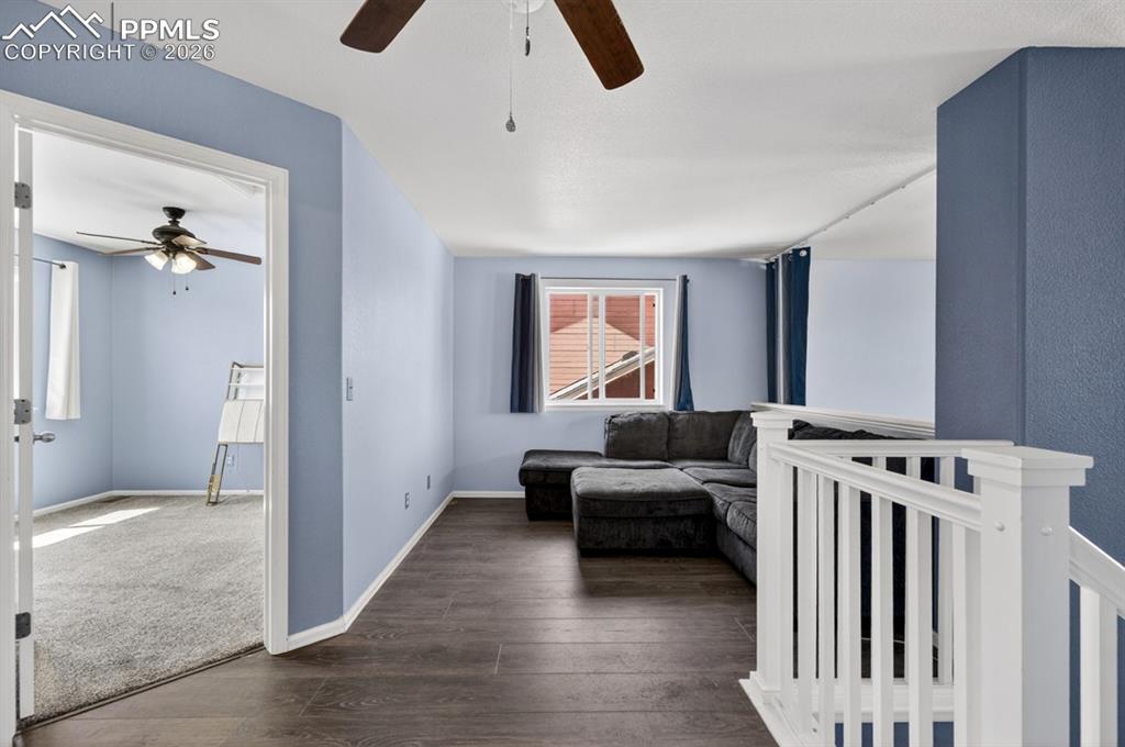 Image 24 of 49: Living Room