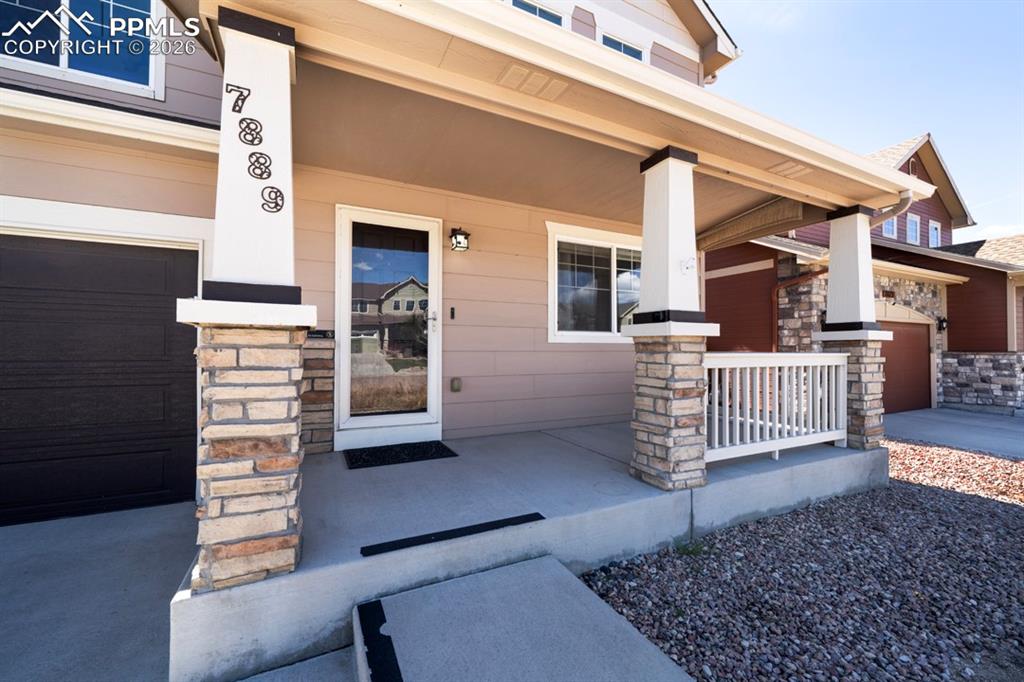 Image 3 of 49: Entry